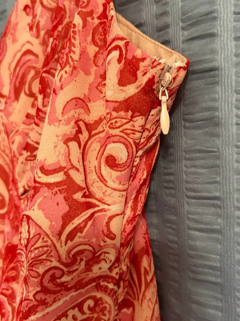Dress Forum Los Angeles Coral Pink Paisley Maxi Dress Small - Picture 3 of 11